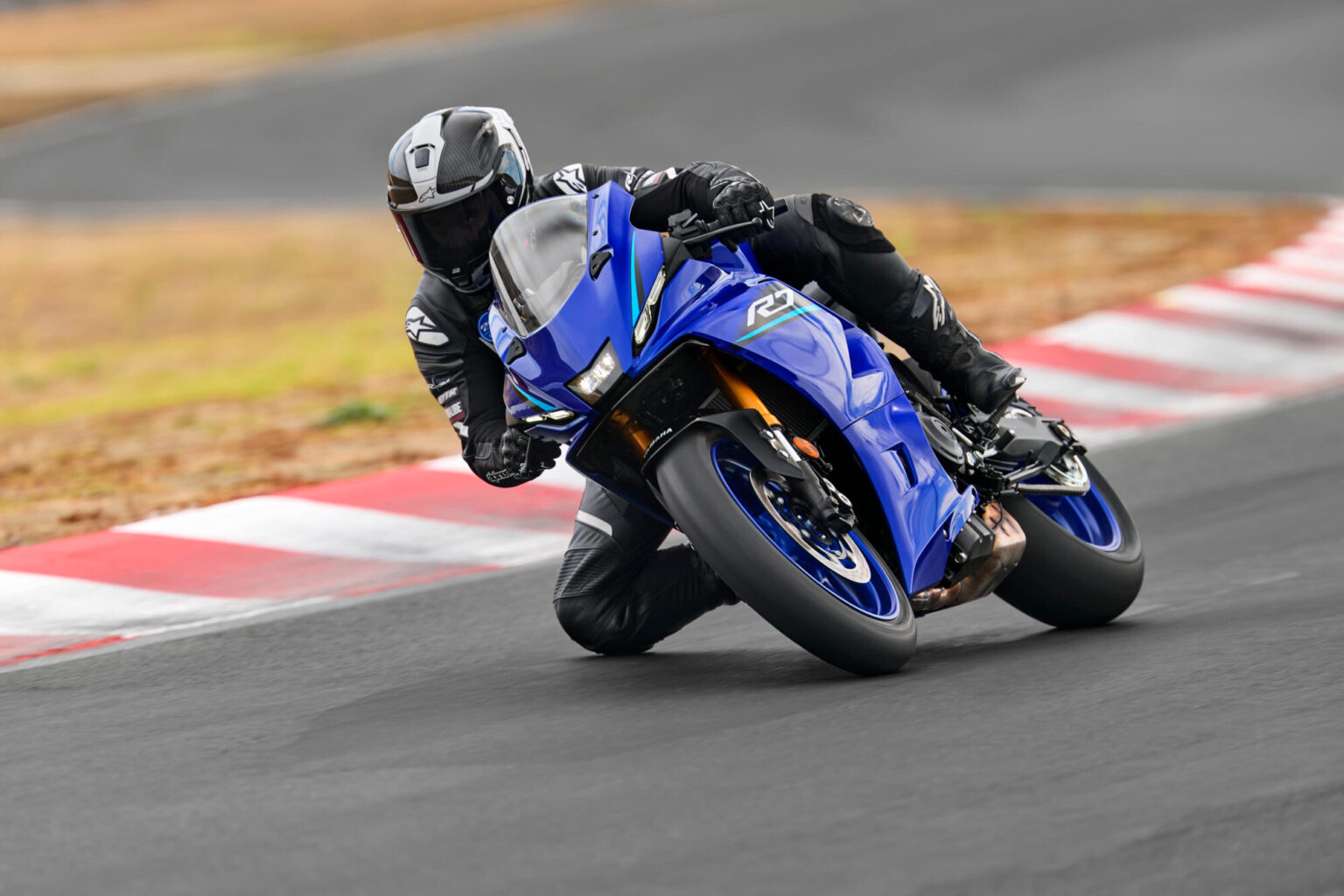 2026 Yamaha R7 Debuts With Next-Gen Tech And Sharp Upgrades | The ...