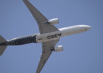 Dubai Airshow 2025: Air Europa Shops for new Airbus A350s