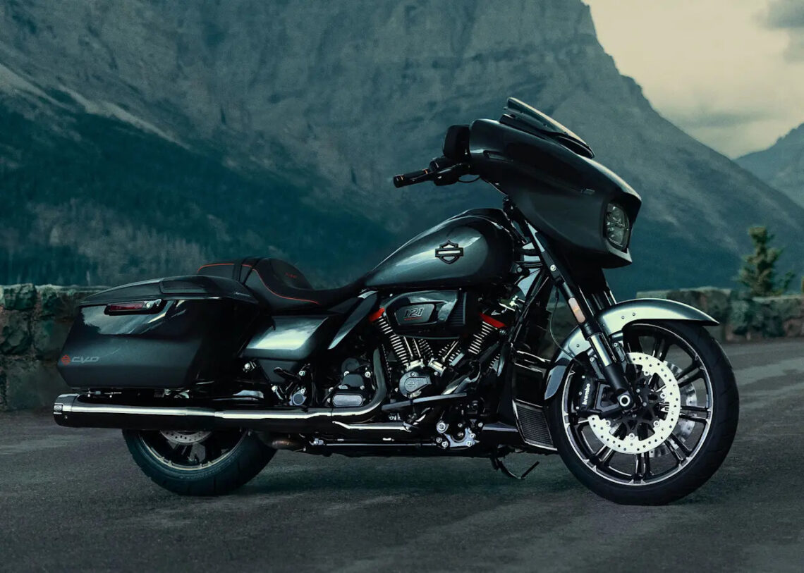 Harley-Davidson CVO Launch in India: Street Glide and Road Glide