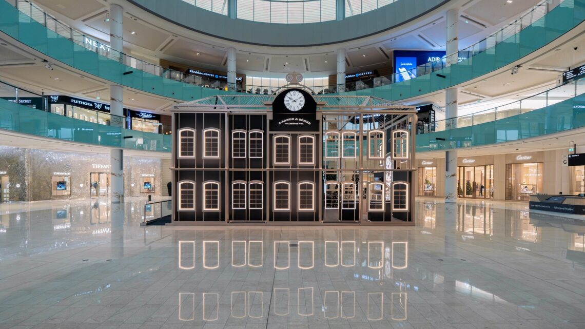 A. Lange & Söhne hosts an exciting exhibition in Dubai
