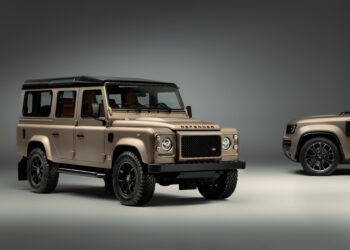 Classic Defender V8 Expands Customisation Options with Defender OCTA Colour And Trim References