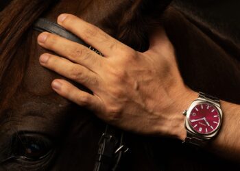 Vyntage Horology unveils an attractive new sports watch