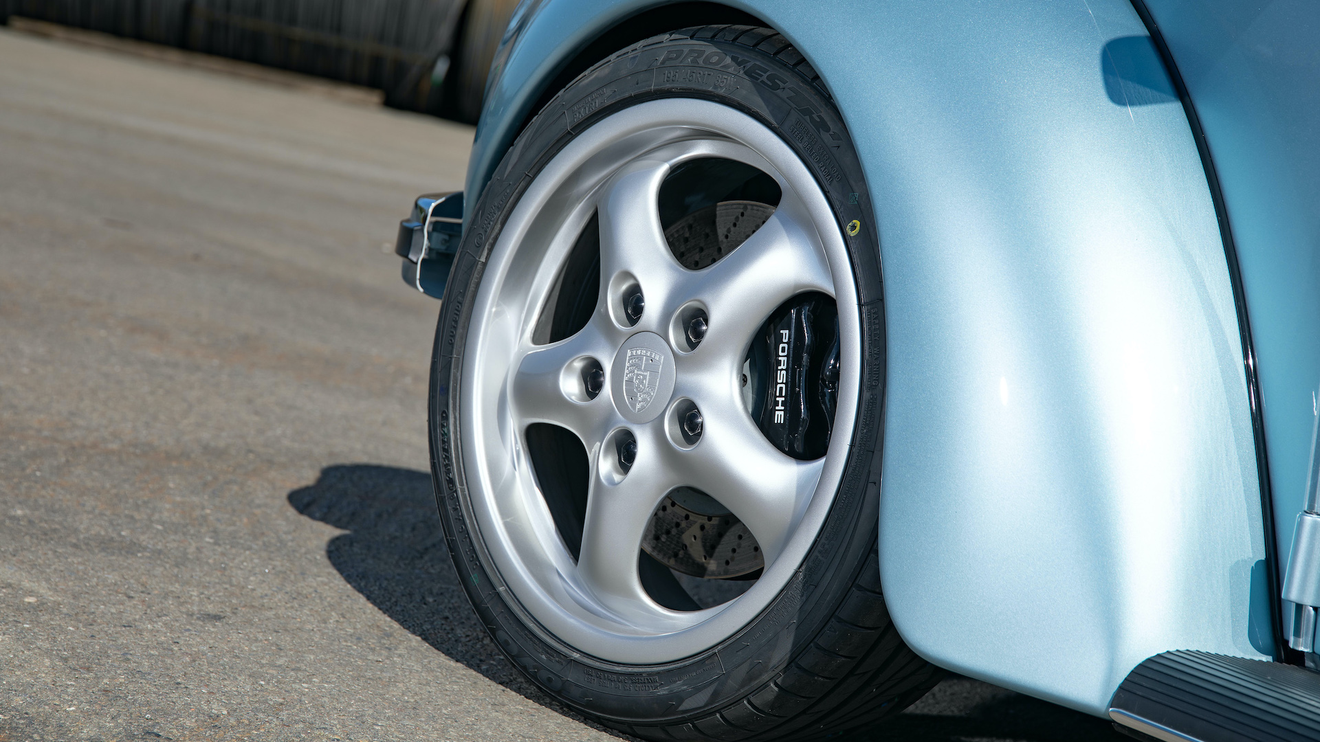 Knepper RSE Beetle with Tesla Motor