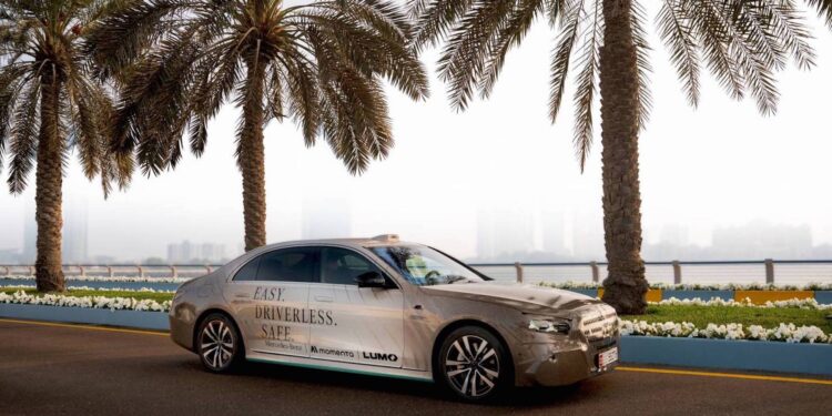 Mercedes-Benz RoboTaxi