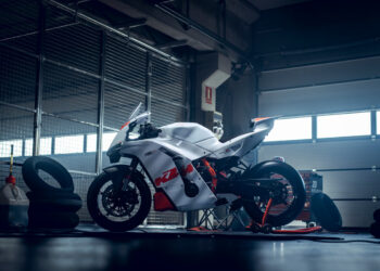 2026 KTM 990 RC R Track: Track-Only 135HP Supersports Revealed