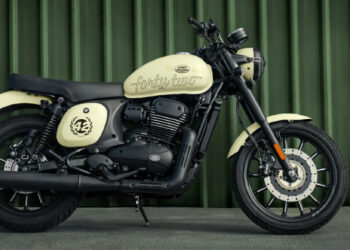 Jawa 42 Ivory Launched in India: New Premium Colour at Rs 1.84 Lakh