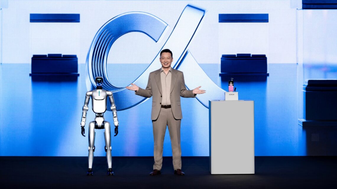 James Li, the CEO at Honor, hosting the product launch event at MWC 2026