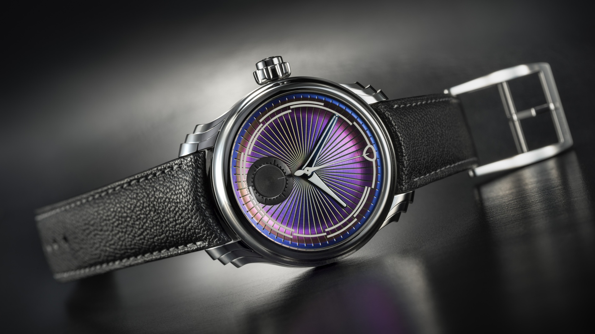 The MING 57.04 Iris.