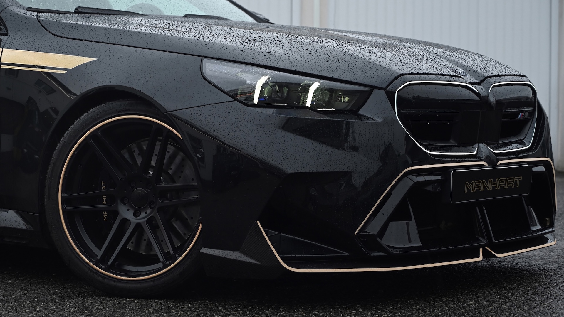 BMW M5 Touring Tuned By Manhart