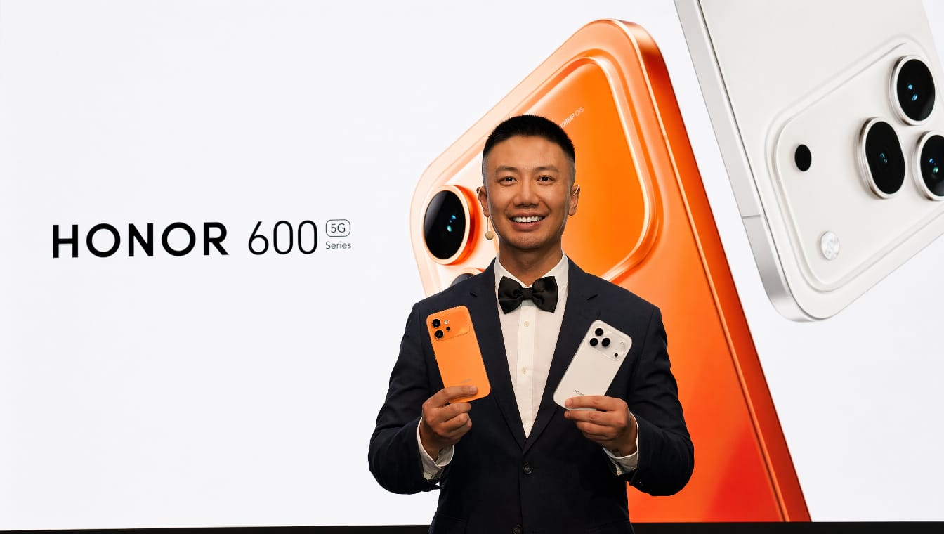 Debo Zhang, General Manager of HONOR GCC, at the launch event of the HONOR 600 Series in Dubai