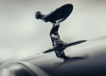Rolls-Royce Black Badge: An Analysis of Design and Performance Evolution Over a Decade