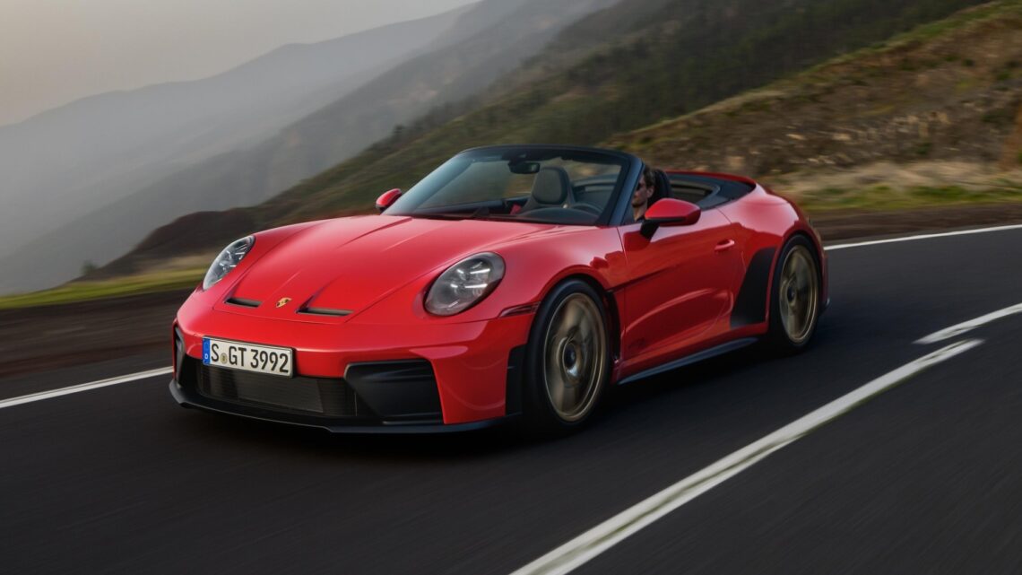 The new Porsche 911 GT3 S/C in red - Dynamic image from the front