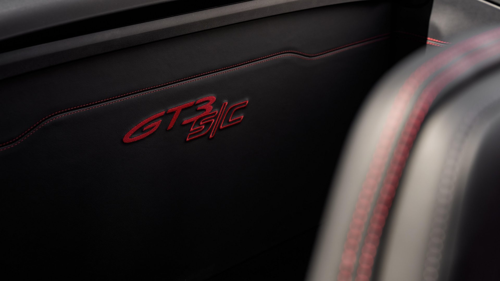 The new Porsche 911 GT3 S/C in red - GT3 S/C, in red, lettering inside the cabin