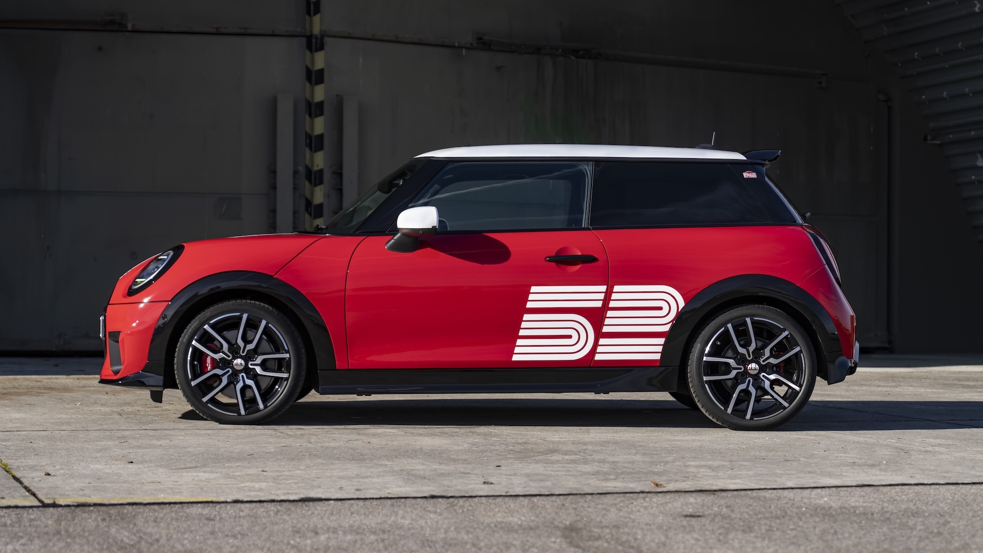Mini 1965 Victory Edition Revealed