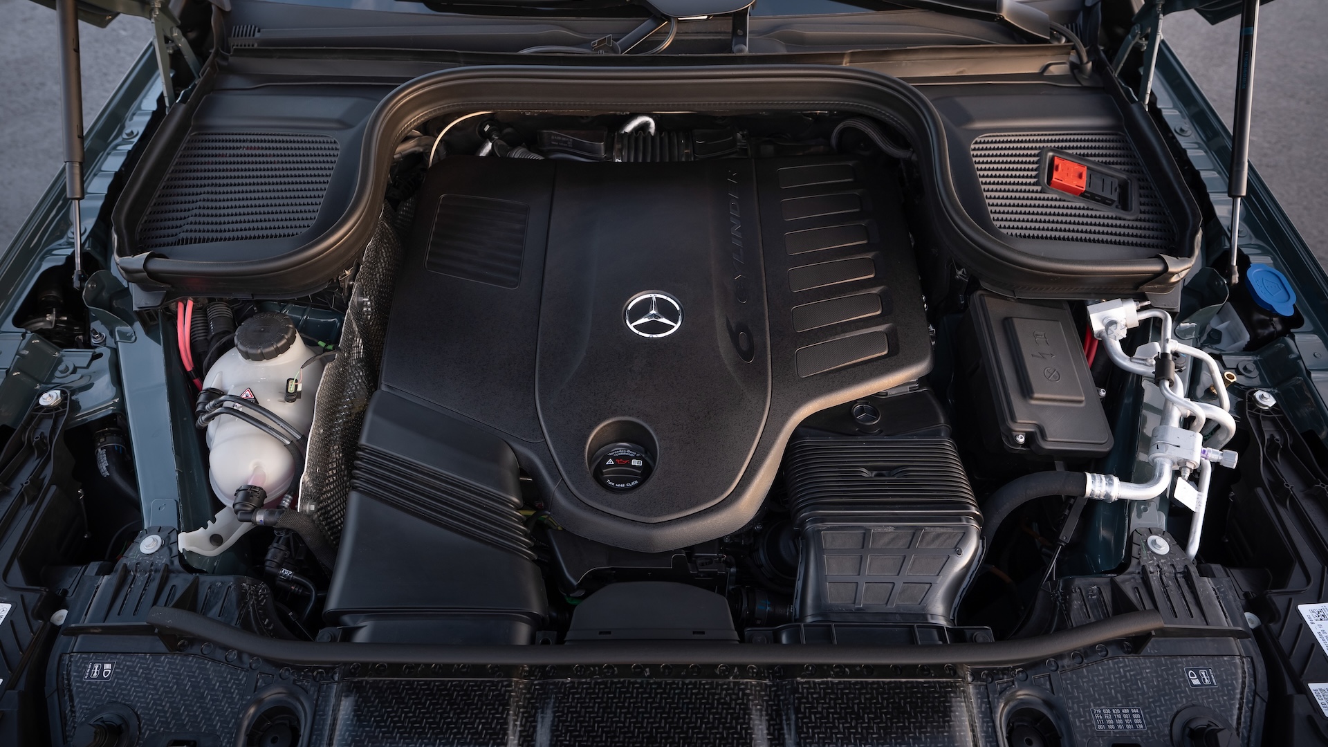 New Mercedes-Benz GLS Revealed