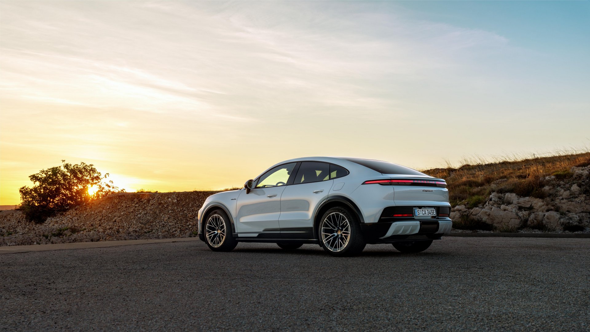 New Porsche Cayenne Coupe Electric Revealed