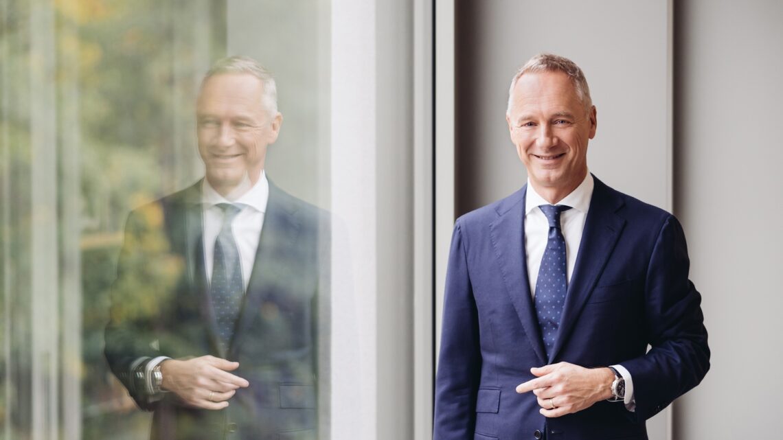 A. Lange Sohn Wilhelm Schmid Interview.