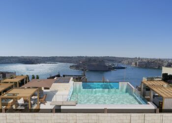 Wide shot of the rooftop pool club - Iniala Valletta Solis