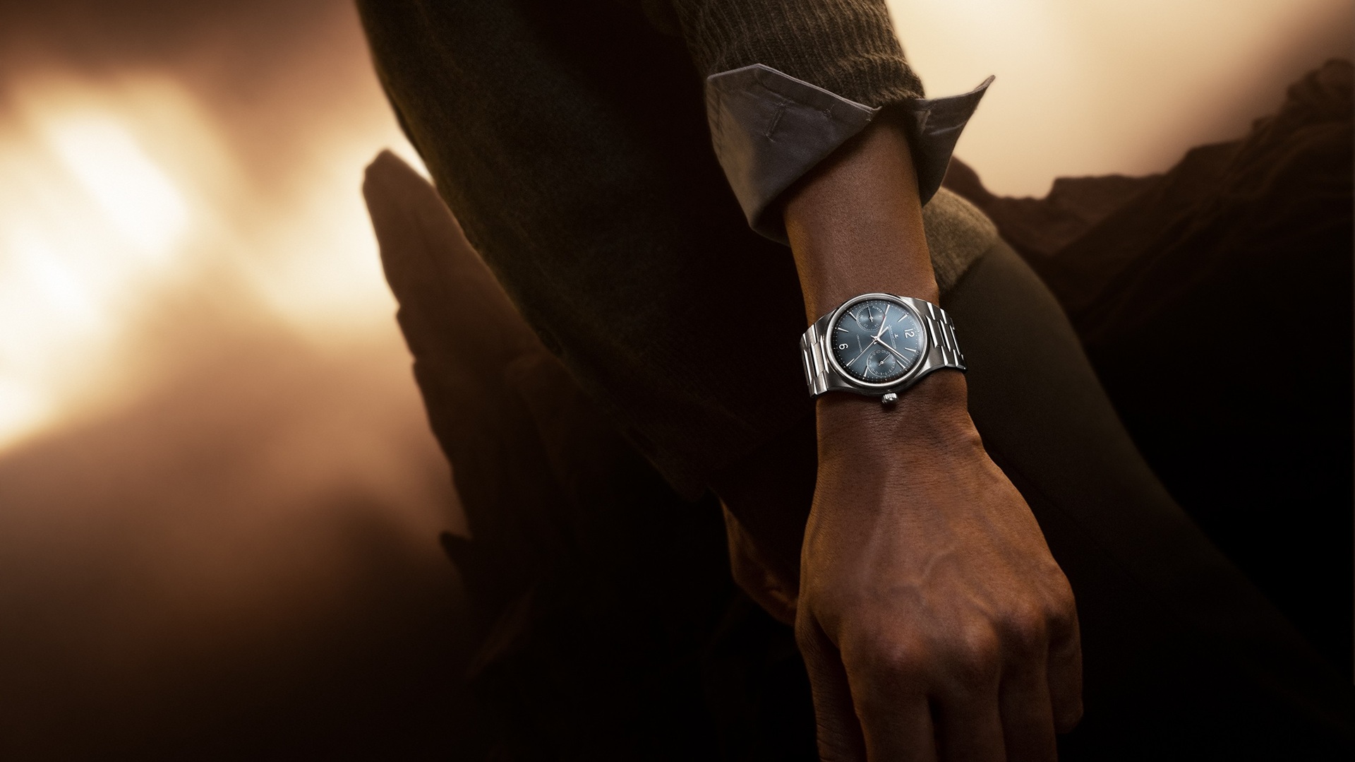Jaeger-LeCoultre Master Control Chronometre Date Power Reserve.