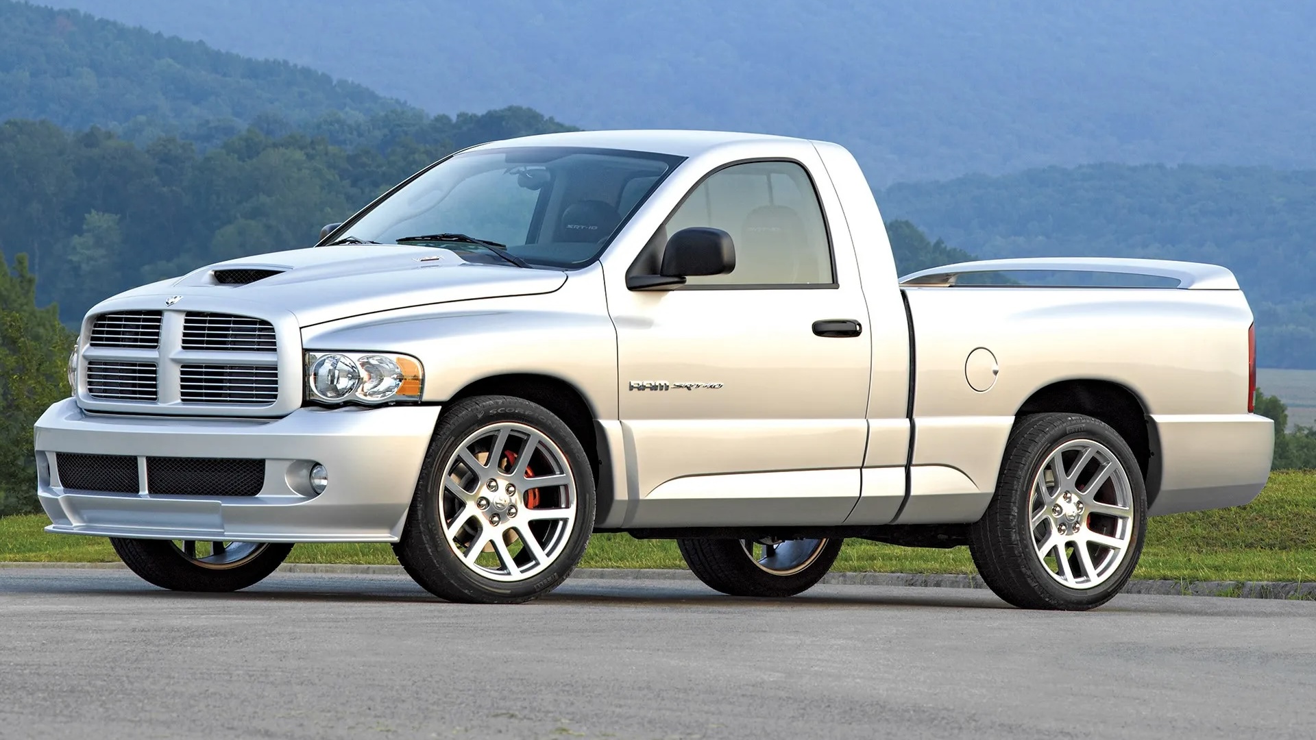 RAM SRT 10
