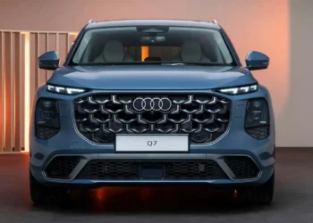 New Audi Q7 Launched Enhanced Comfort, Advanced Lighting, and Seven-Seat Flexibility