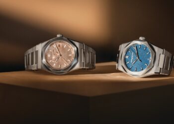Girard-Perregaux Laureato FIFTY 39 MM Gold Dial and Blue Enamel Dial.