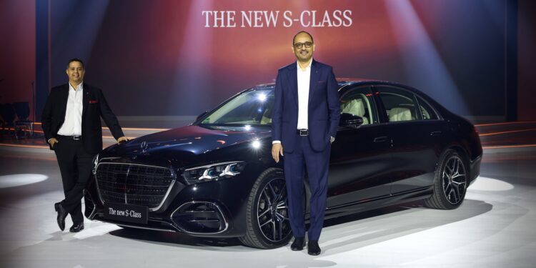 Mr Brendon Sissing, VP Sales & Marketing & Mr Santosh Iyer, MD & CEO, Mercedes-Benz India, with the newly launched Mercedes-Benz S 450 e on stage
