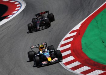 Formula 1 Set to Abandon 50/50 Power Split from 2027 Amid Concerns Over New Engine Regulations