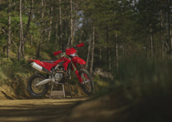 Ducati Desmo450 EDS Unveiled: First Ducati Enduro Motorcycle