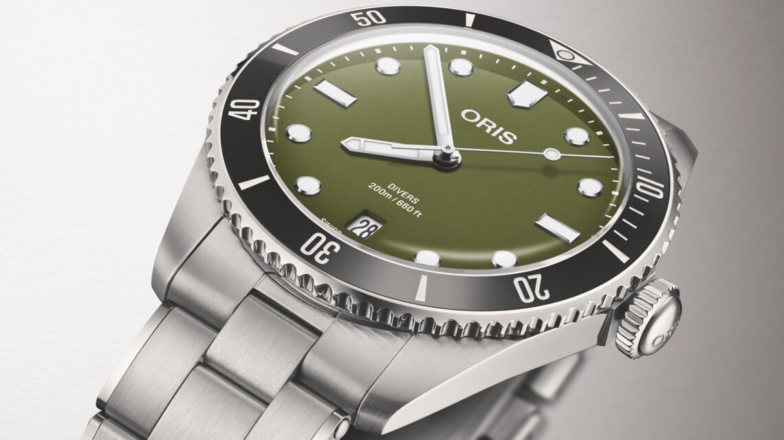 Oris Divers Date in Olive Green.