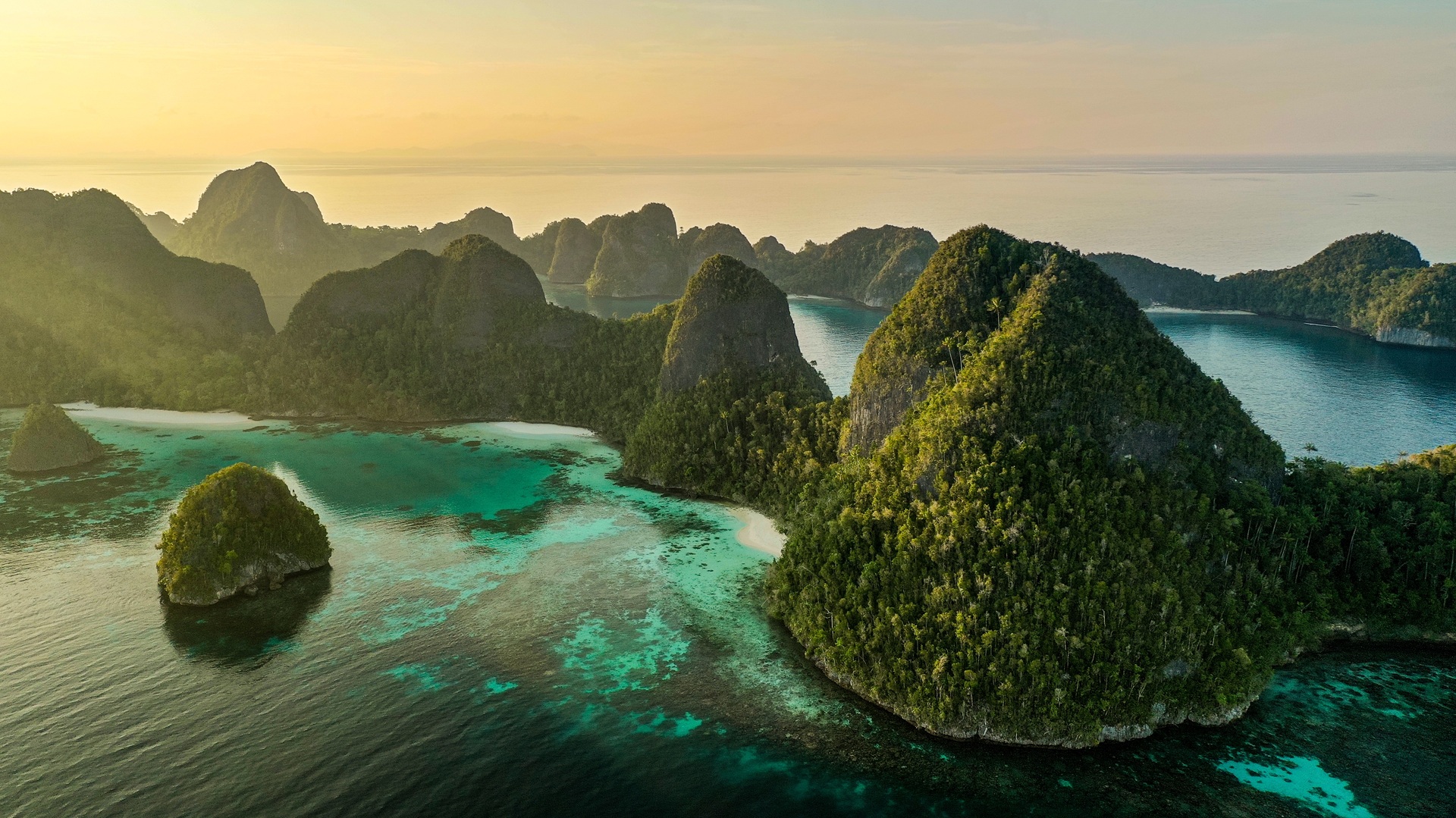 A wide shot of the Raja Ampat, Misool - Prana by Atzaró
