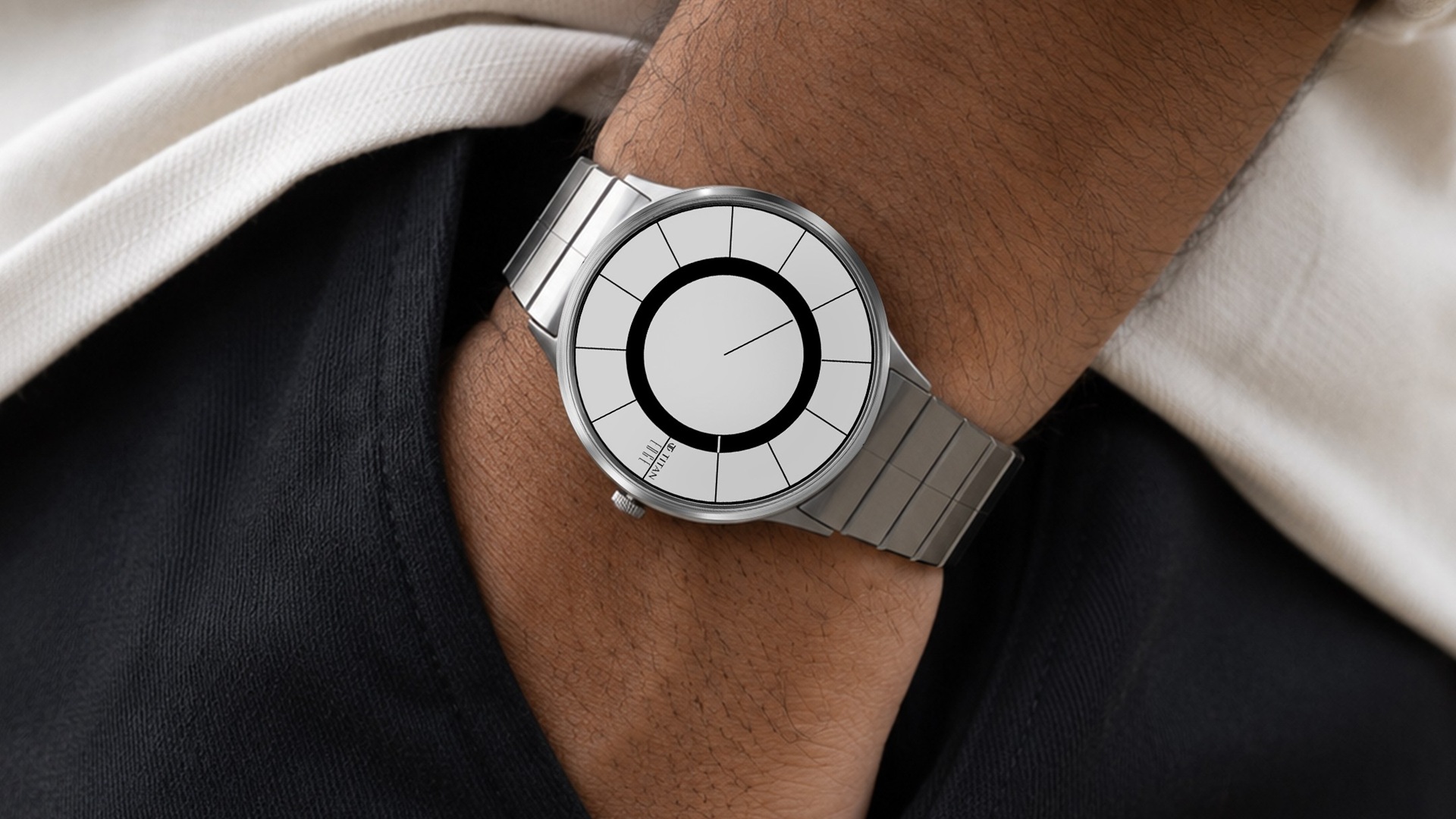 Titan EDGE UltraSlim Mechanical.