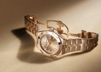 Vacheron Constantin Overseas Self-Winding 34.5 mm.