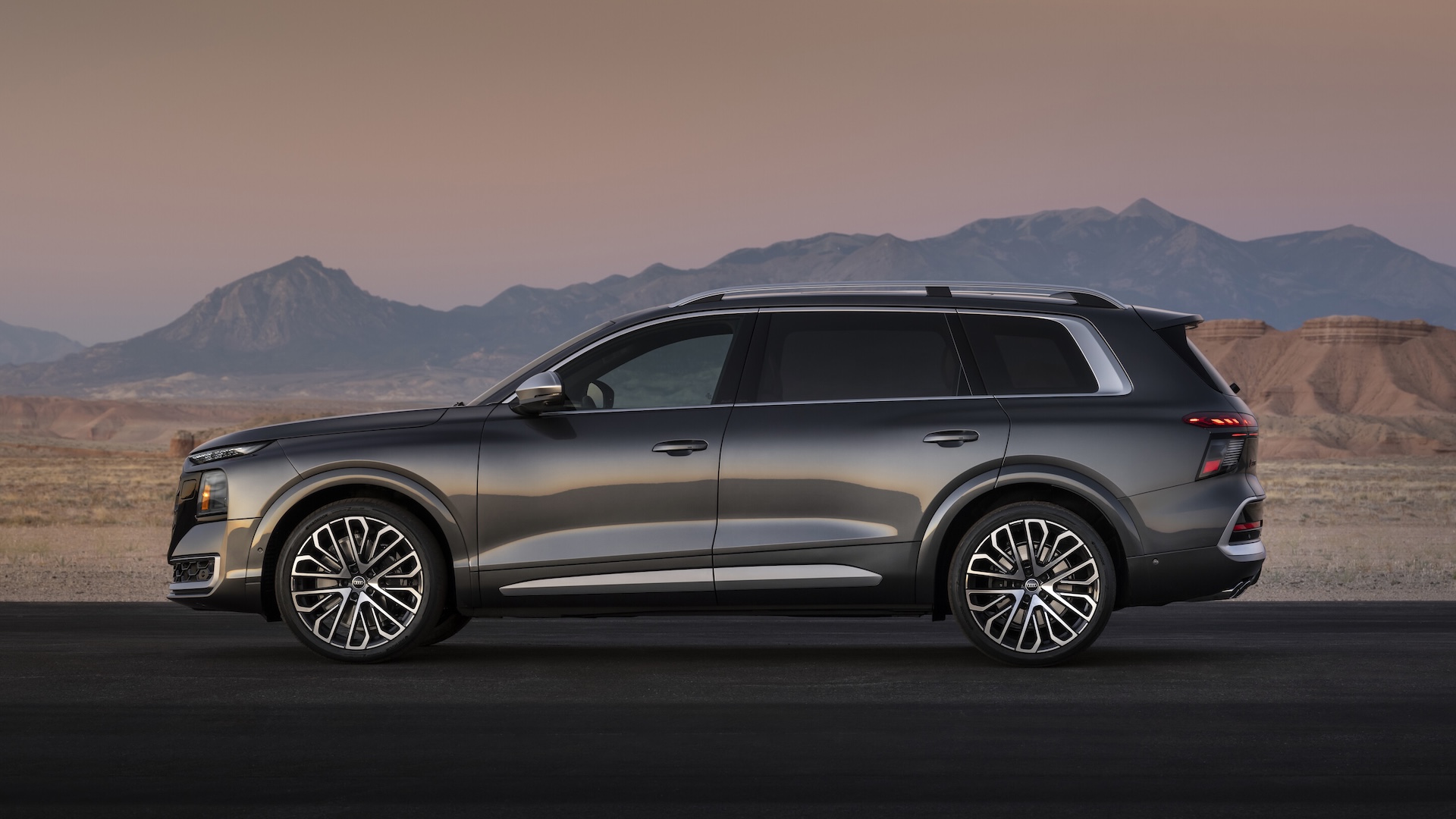 All-New Audi Q9 & SQ9 Debuts
