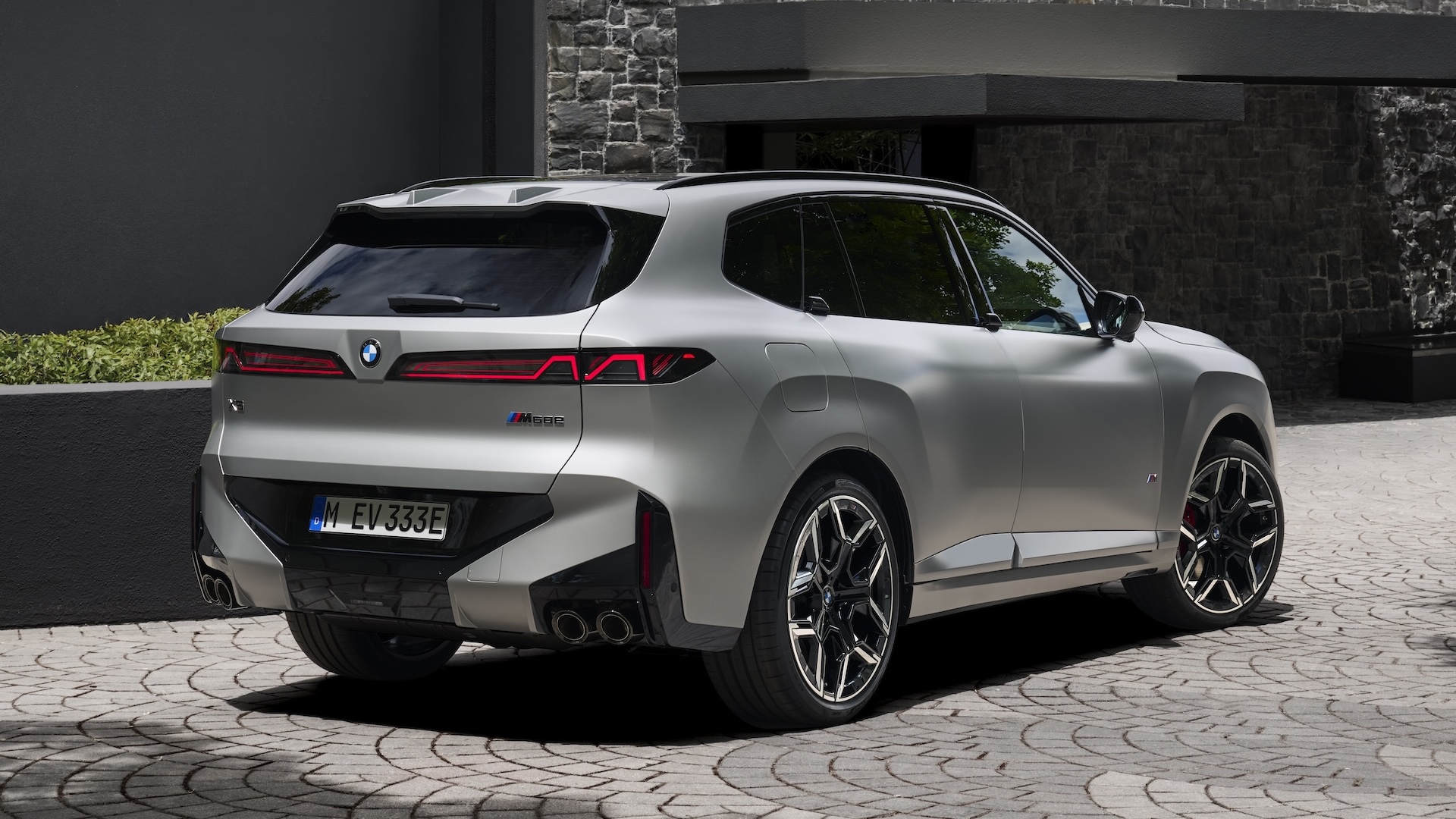 new BMW X5 revealed