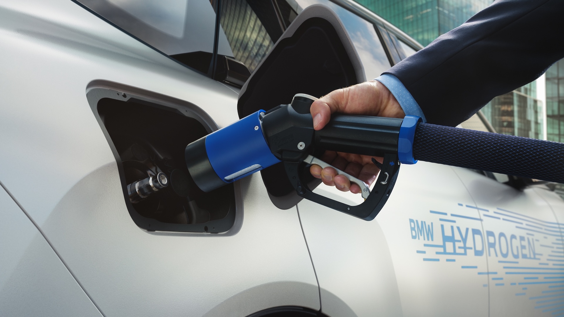 New BMW X5 Hydrogen FCEV Revealed
