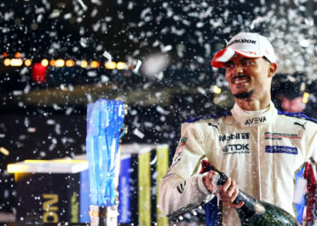 Pascal Wehrlein became FIA Formula E World Champıon at London E-Prix II.