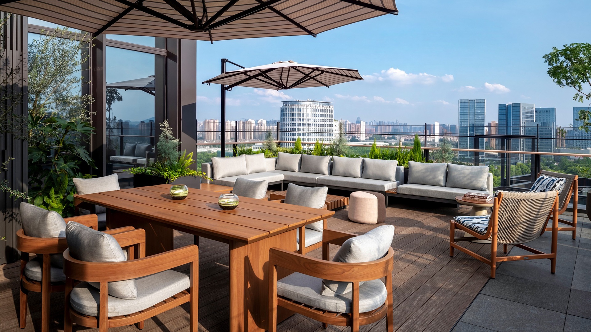 JEN Hangzhou by Shangri-La: An image of the outdoor terrace