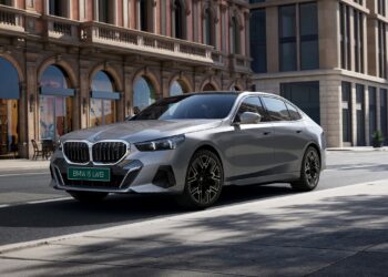 BMW i5 LWB Launched in India at ₹79.6 Lakh: First Locally Made BMW Electric Sedan with 669 km Range