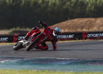 Ducati Desmo450 SM: Brand’s First Racing Supermoto Unveiled