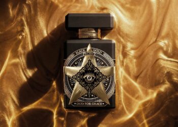 Initio Oud For Grace: A head-on image of the 90ml bottle