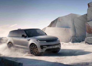 Range Rover Sport Electric Launches with 550 BHP, 850 Nm and 609 km WLTP Range