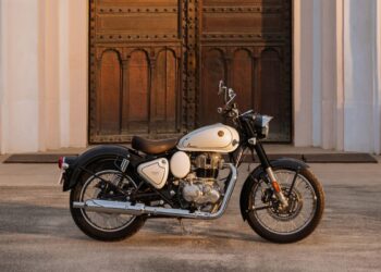 Royal Enfield Classic 350 Signature White Launched in India at ₹2.24 Lakh