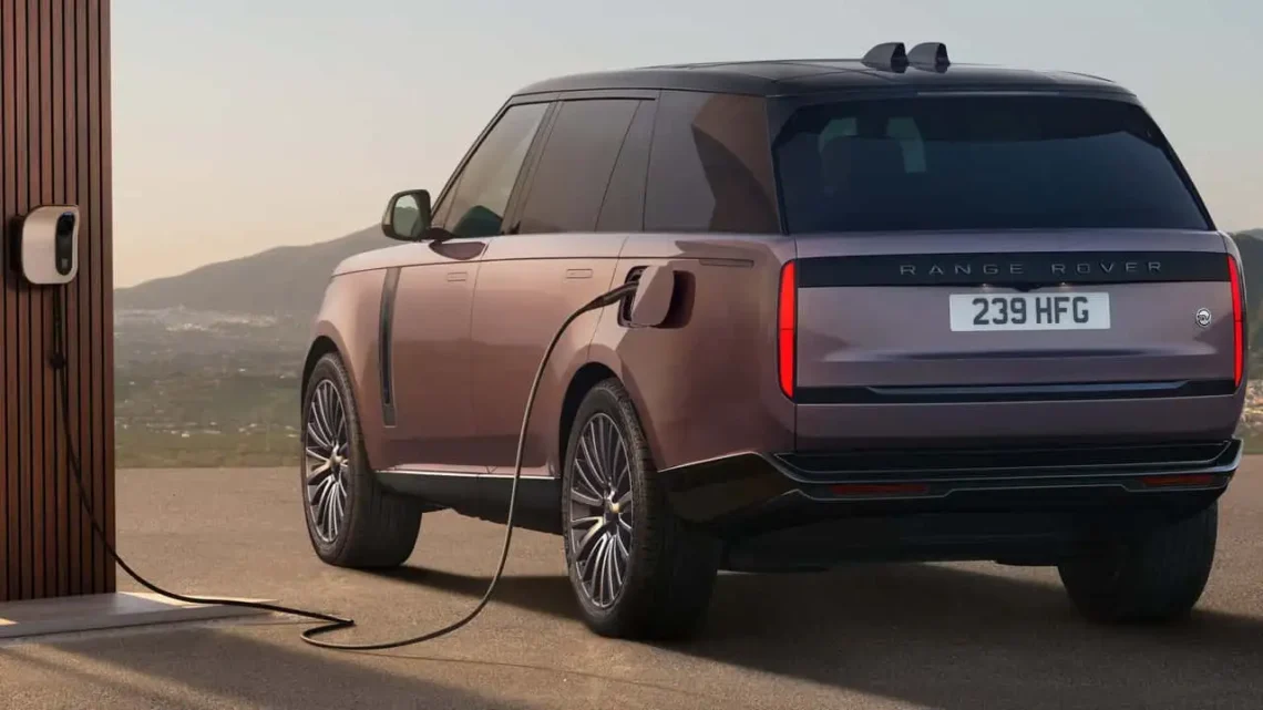 Electric Range Rover Has 405 HP and Up to 600 Km of Range
