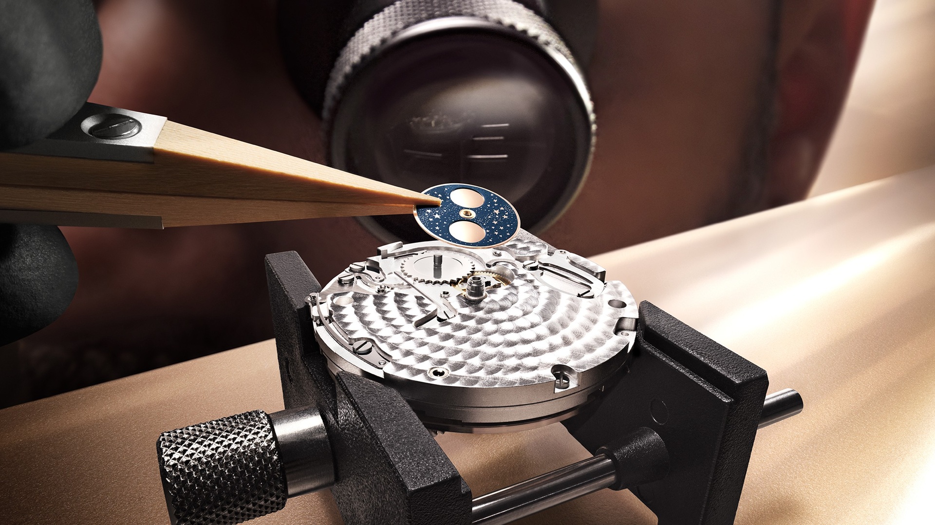Jaeger-LeCoultre Master Ultra Thin Moon Pink Gold.