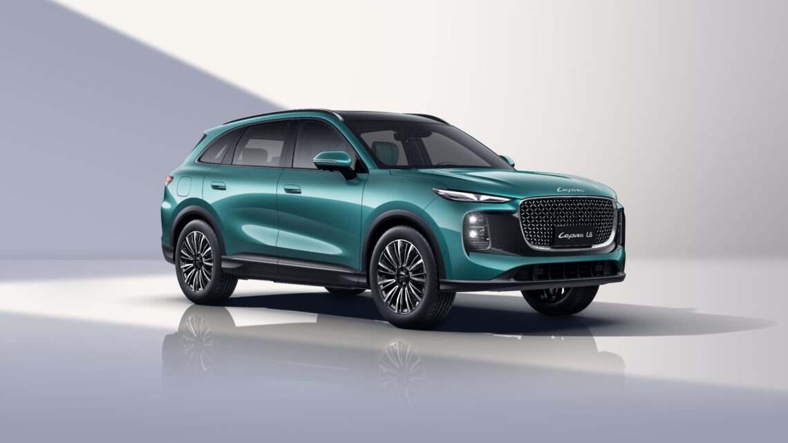 LEPAS Debuts in the UAE with the L8 Hybrid, L8 Petrol and L4 SUVs
