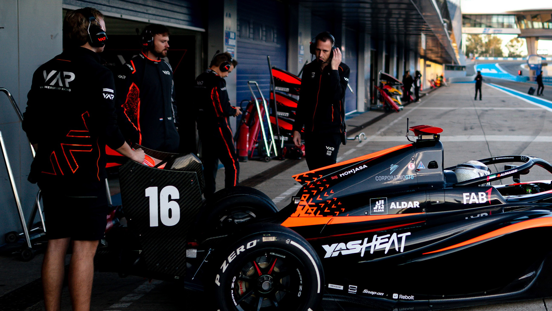 Rashid Al Dhaheri, Van Amersfoort Racing.